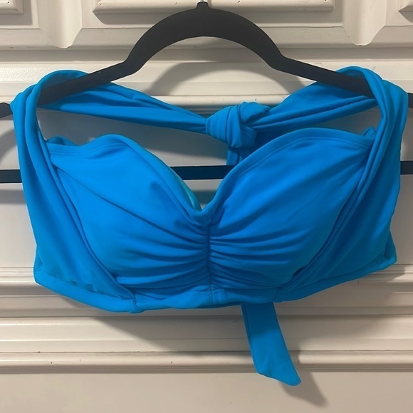Euc Forever 21 Two piece 👙 - Picture 1 of 7